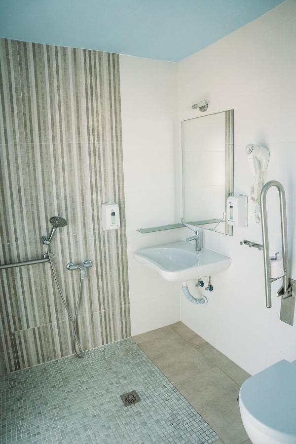 Hostal Brisas De Conil Conil De La Frontera Extérieur photo